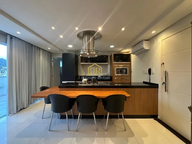 Cobertura duplex na Carvoeira - Ao lado da UFSC
