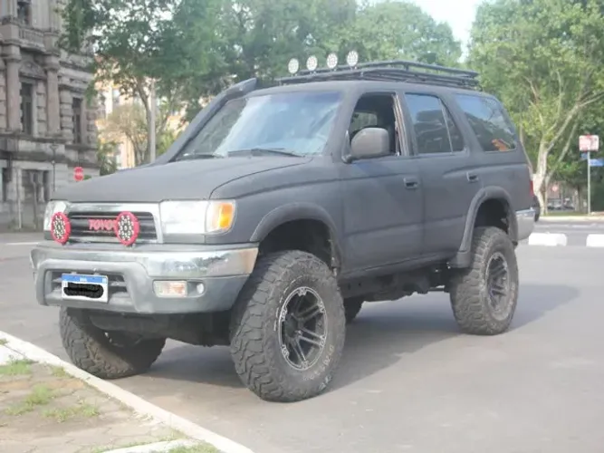 Toyota Hilux SW4 4X4 3.0 8V TB Diesel 2000