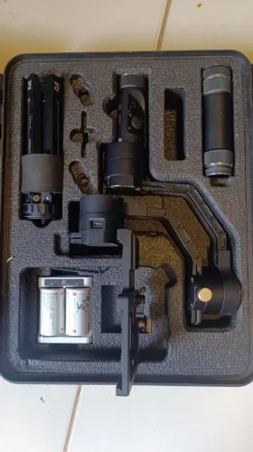  Zhiyun Crane V2 - GIMBALL