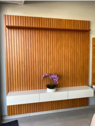 Painel Para TV Com 1,79m de Largura (Produto Novo)