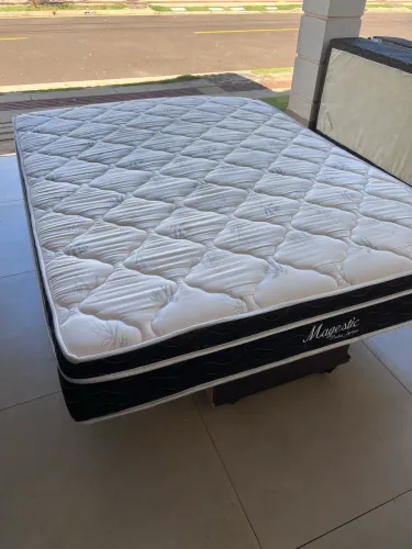 Colchao Ortobom com Box