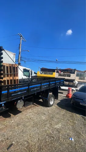 VENDO OU TROCO CAMINHÃO 