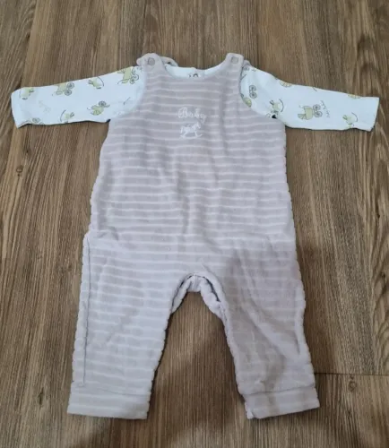 Macacão com body Baby Fashion