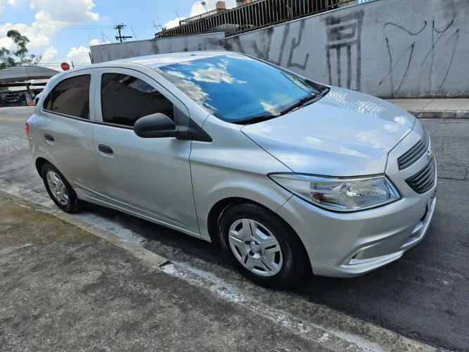 Chevrolet Onix JOY Hatch 1.0 8V Flex Mec. 4P 2018