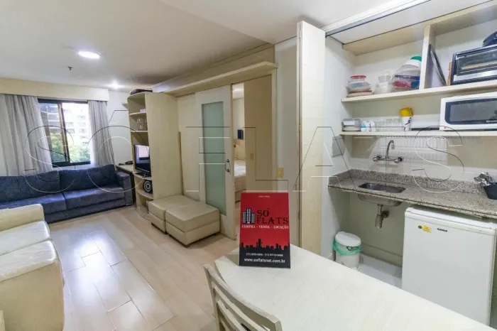 Flat mobiliado em Moema, prox a Av. Ibirapuera e ao Metrô. Com entrada imediata e sem fiad