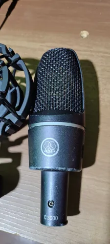 Microfone akg c3000