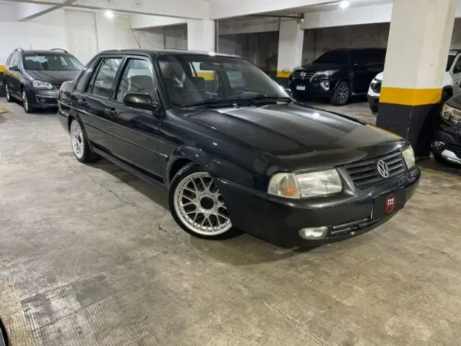 Volkswagen Santana Exclusiv 2.0 MI/ Executivo 2.0i (álcool) 1999