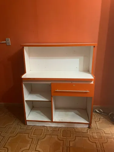 Vendo móveis para loja