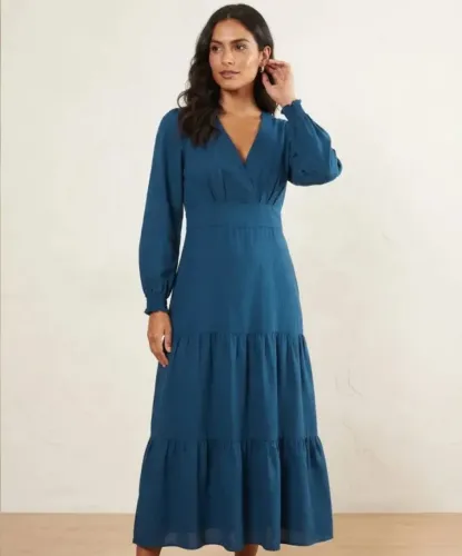 Vestido Longo Azul Petróleo Em Viscose. Tamanho 42 (Usado)