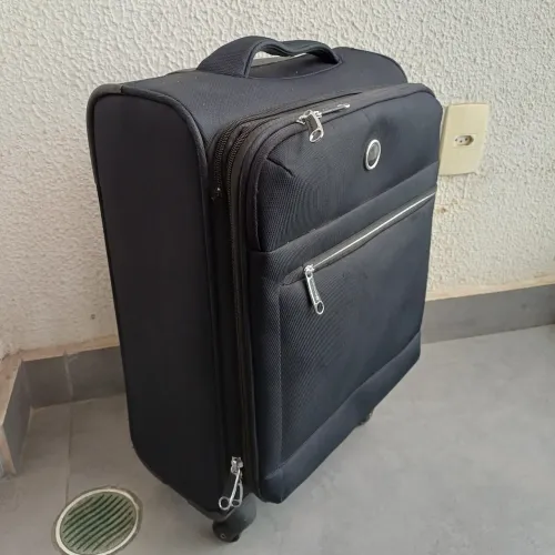 Mala Pequena De Bordo 10kg Poliéster com Rodas Giro 360º Soft Line Echolac. Le Postiche