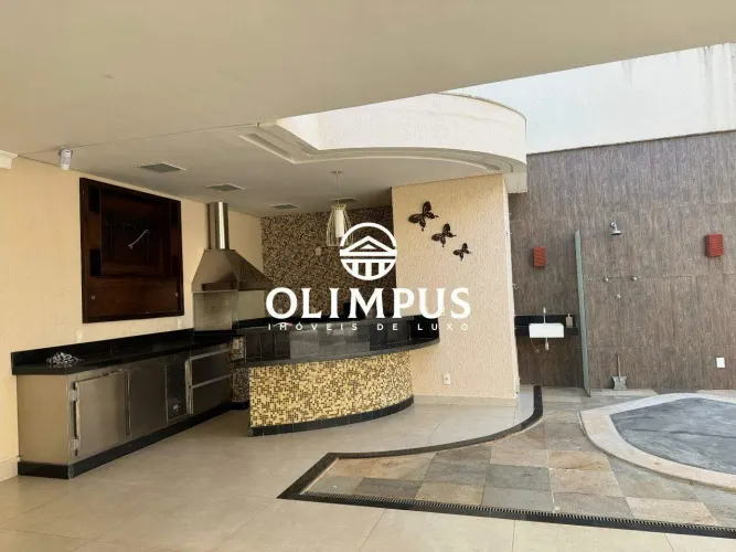 CÓD. 4337 - Excelente sobrado com área de 345m² no Bairro Centro