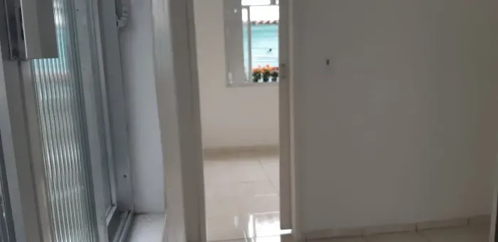Apartamento para aluguel com 70 metros quadrados com 2 quartos