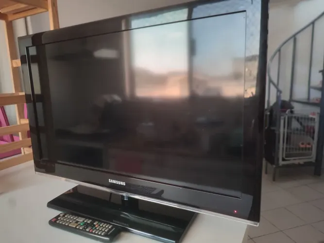 TV Samsung 32 