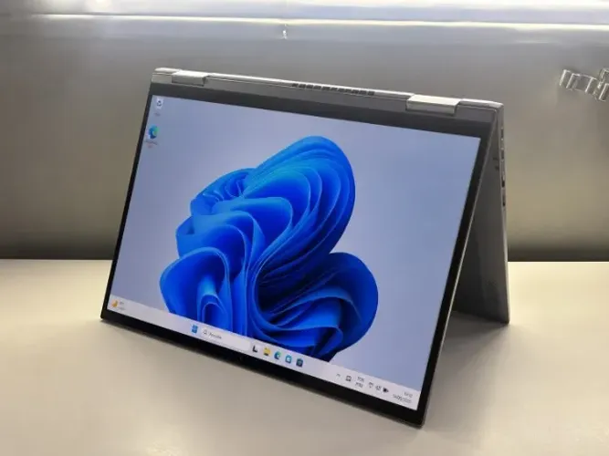 Lenovo ThinkPad X1 Yoga Gen 6 32 GB RAN 512 SSD NVME 