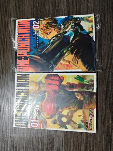 Mangá One-Punch Man Vol. 1 e 2 - Panini - Os dois juntos