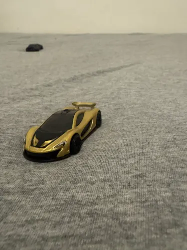 Carrinho-Hot Wheels McLaren P1