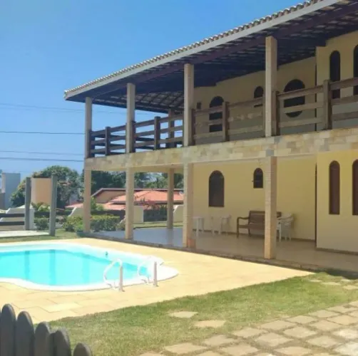 Casa com piscina em Barra de Jacuípe , 5 suítes.