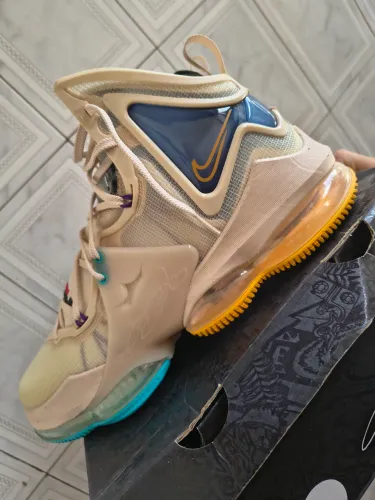 Tênis LeBron 19 Tam-46 novo+ caixa ORIGINAL