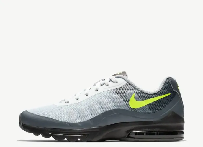Tênis Air Max invigor