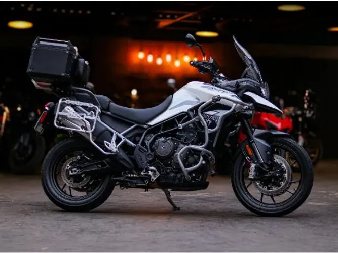 TRIUMPH TIGER 900 GT PRO