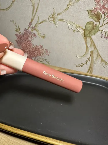Gloss Rare Beauty 