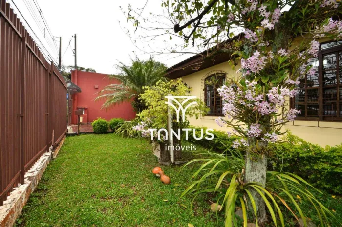 Casa à venda, 318 m² por R$ 1.450.000,00 - Bacacheri - Curitiba/PR