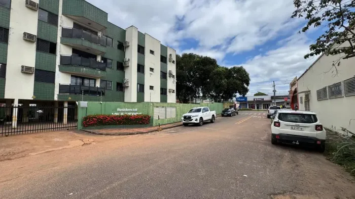 Imóvel para aluguel tem 110 metros quadrados com 3 quartos em Vila Ivonete - Rio Branco -