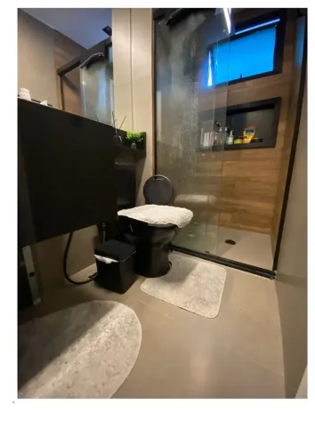 Apto com dois dormitórios sendo um suite - 88m²