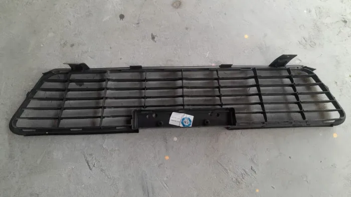 Vendo grade frontal do para choque Hilux