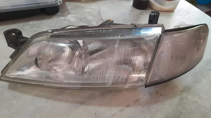 Farol vectra 98 original par