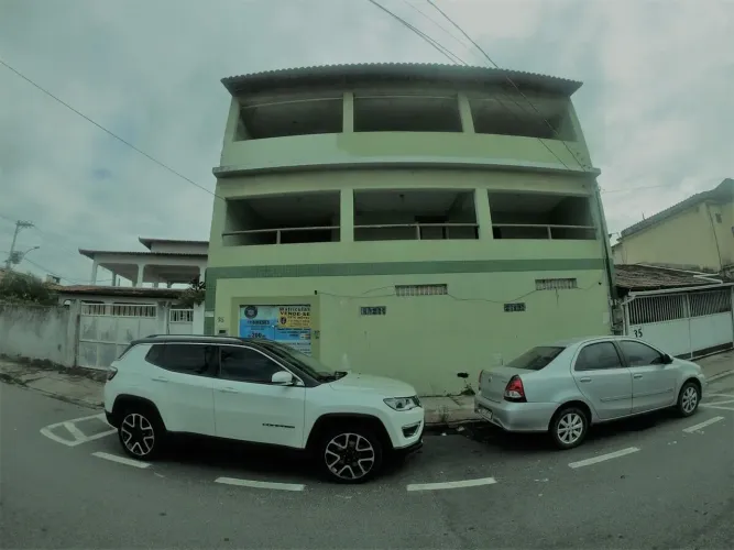 Ponto Comercial em Laranjeiras, 6 dormitórios, 6 banheiros, 3 vagas