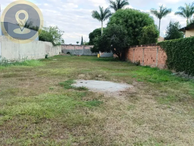 LOTE À VENDA NO CONDOMÍNIO PORTAL DO LAGO SUL