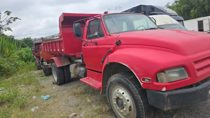 Ford F12000 / 97