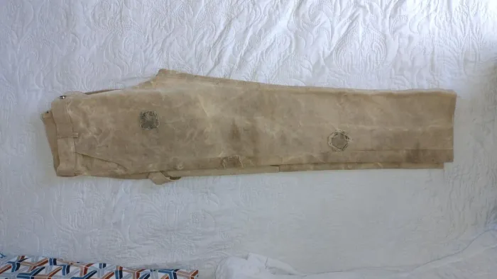 Vendo calça de lona Beagle 