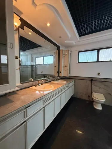 Alugo apartamento de alto padrão no edifício Puerta del Sol semi mobiliado | Batista Campo