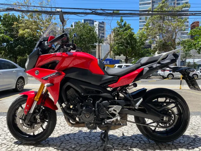 Yamaha MT-09 Tracer 900 GT 2024