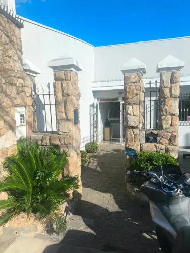Imóvel para aluguel possui 290 metros quadrados com 4 quartos em Jardim do Lago - Campinas