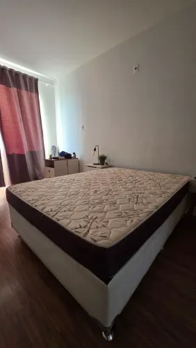 Colchão e cama box casal