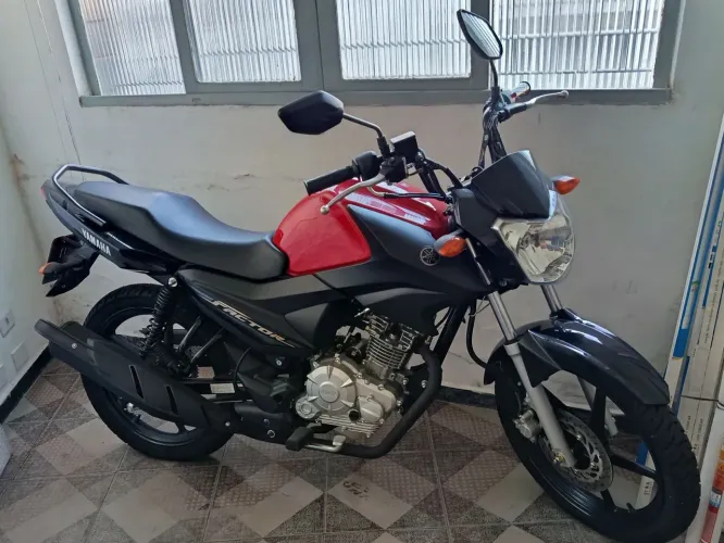Vendo Yamaha factor 125i ED