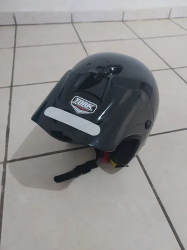 Capacete
