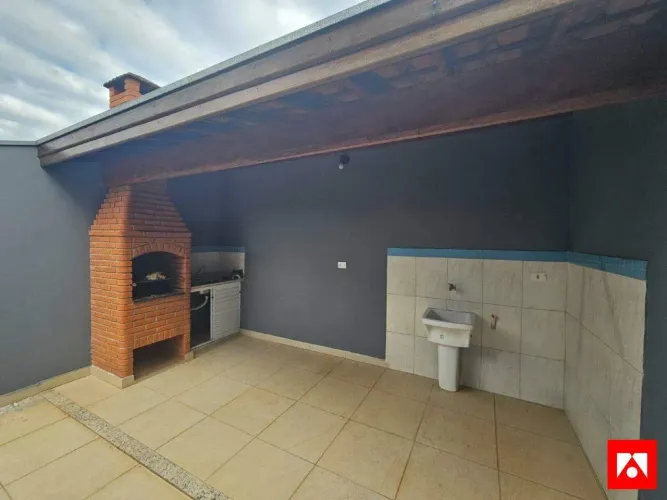 Casa com 3 quartos, 1 suíte e 2 vagas para locação na Vila Linópolis em Santa Bárbara d'Oe