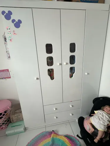 Guarda-roupa Infantil