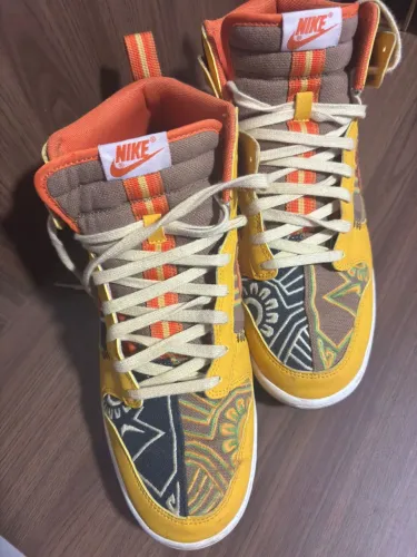 Nike Dunk High Somos Familia