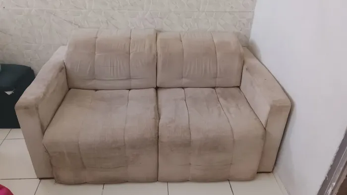Sofá retrátil