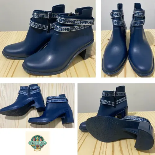 Bota Galocha Colcci Lettering