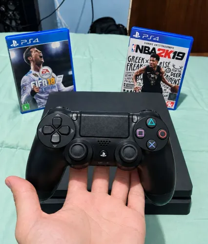 Ps4 slim 1Tb de memória