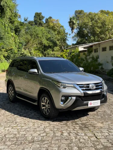 Toyota Hilux SW4 SRX 4X4 2.8 TDI 16V Dies. Aut. 2019