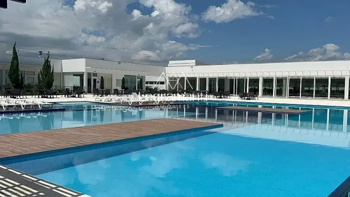 Terreno à venda no condomínio Reservas do Lago - NSR