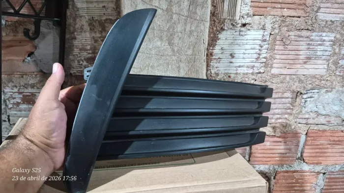 Moldura parachoque corolla 2018 em diante