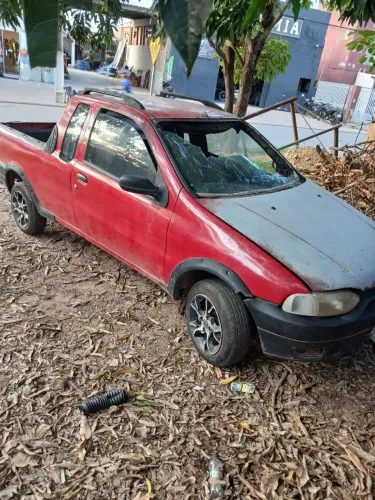 Fiat Strada Working 1.5 MPI 8V CE (álcool) 2001